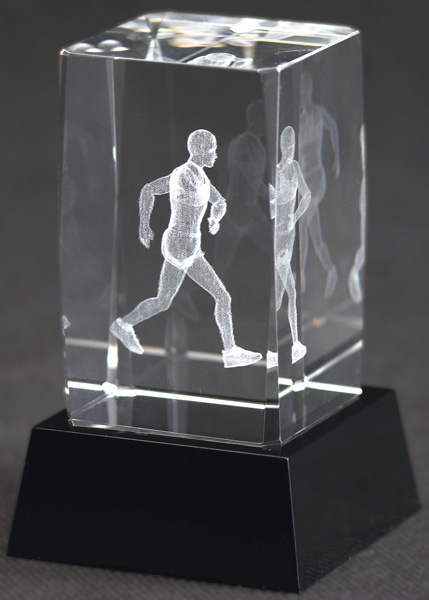  Награда хрустальная CAL50105/RUN Бегун 50х50х105мм 