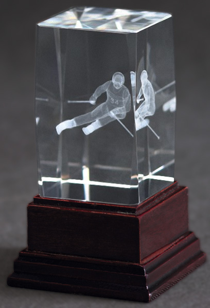  Награда хрустальная Лыжный спорт CAW70120/SKI 70х70х120мм 